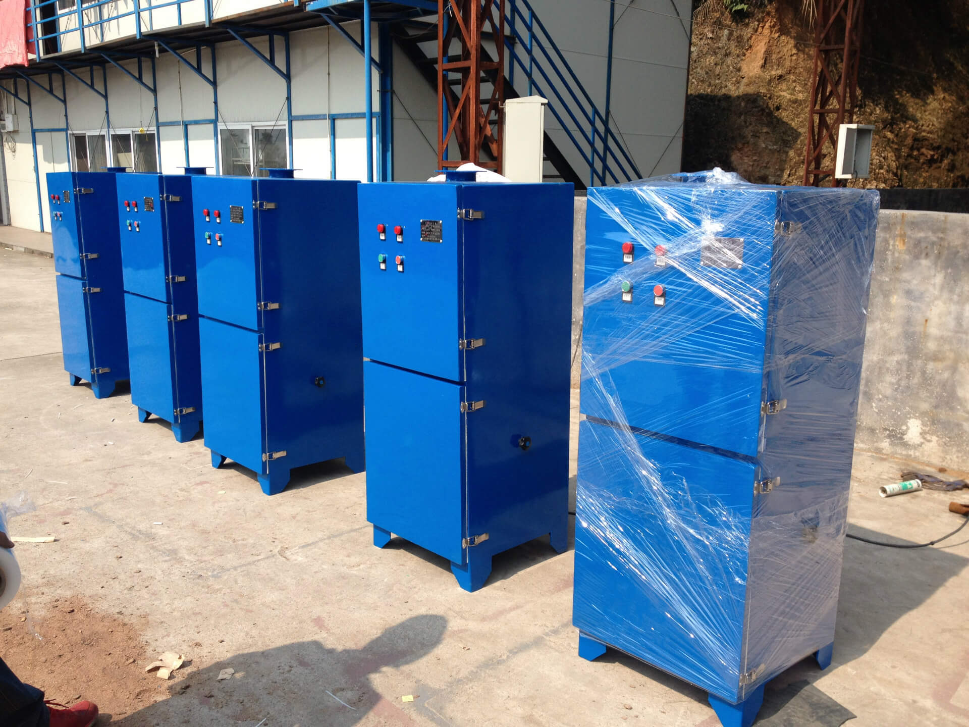 PL單機布袋除塵器法蘭型 PL單機布袋除塵器法蘭型